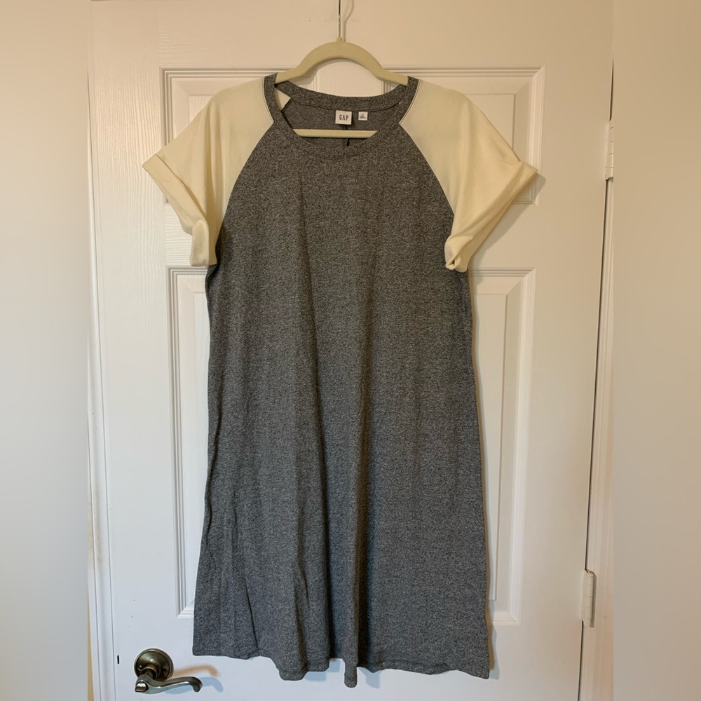 NWT GAP‎ Crew Neck Cuff Short Sleeve Gray and Cream Casual Dress L Casual Summer